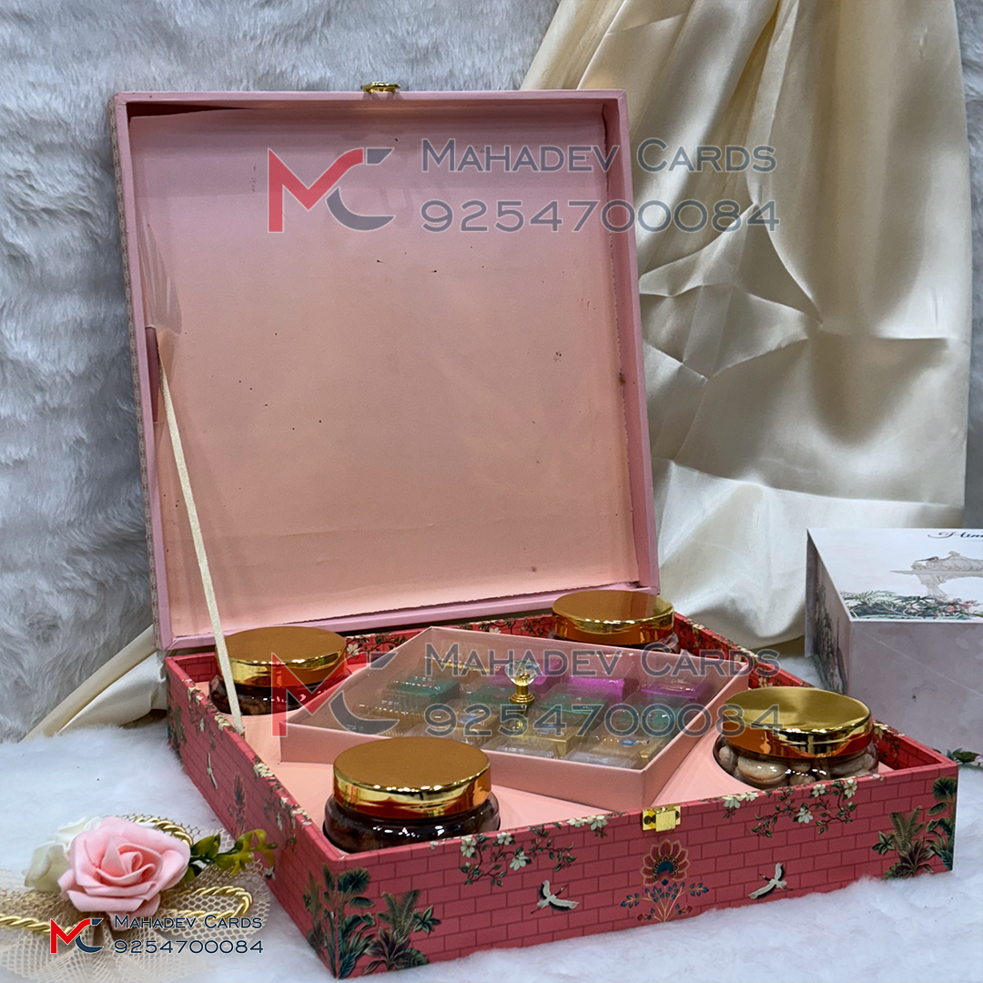 Exclusive Wedding Box - Image 3